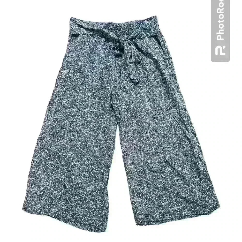 Artisan Size M Women’s Gaucho Pants